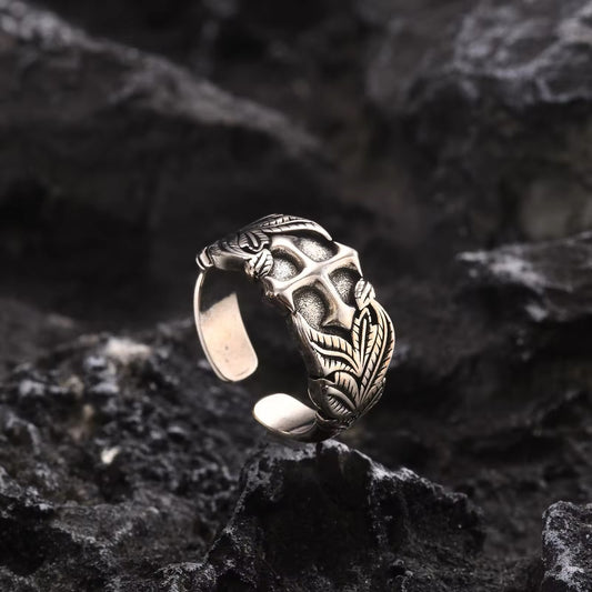 Unique Cross Ring